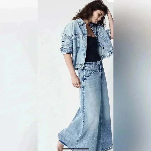 NWT FREE PEOPLE WE THE FREE COME AS YOU ARE DENIM MAXI SKIRT - Picture 1 of 9